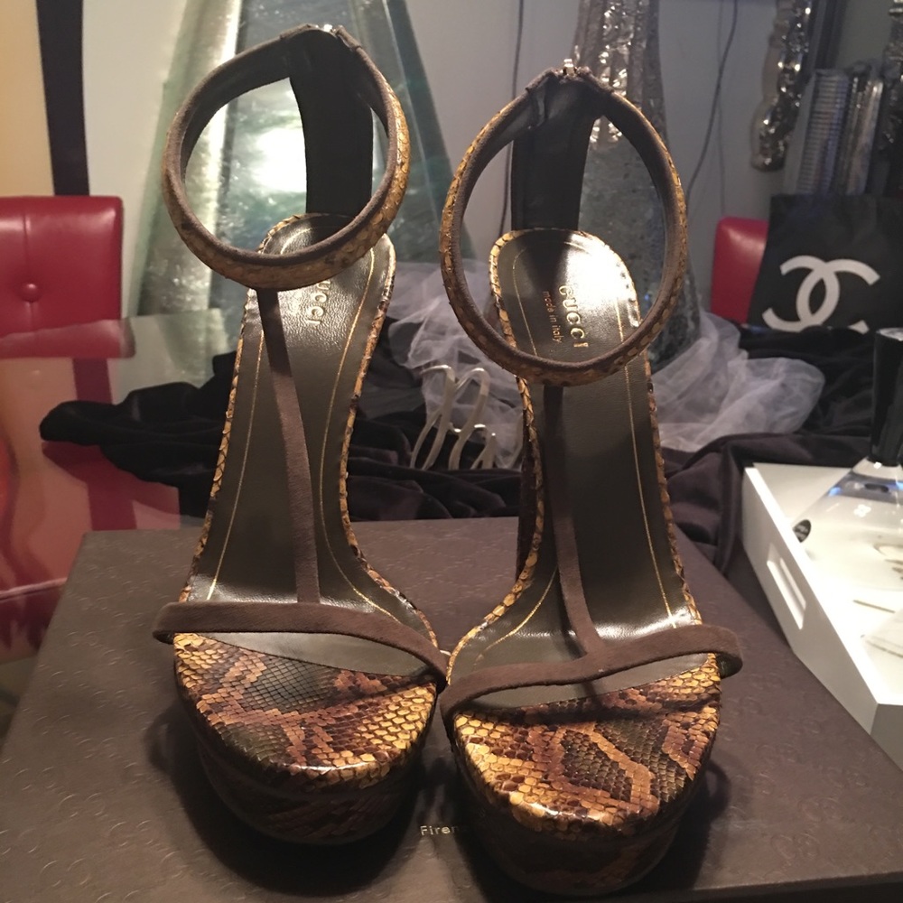 Gucci Yellow Python Heels (Size 41) - Picture 2 of 5
